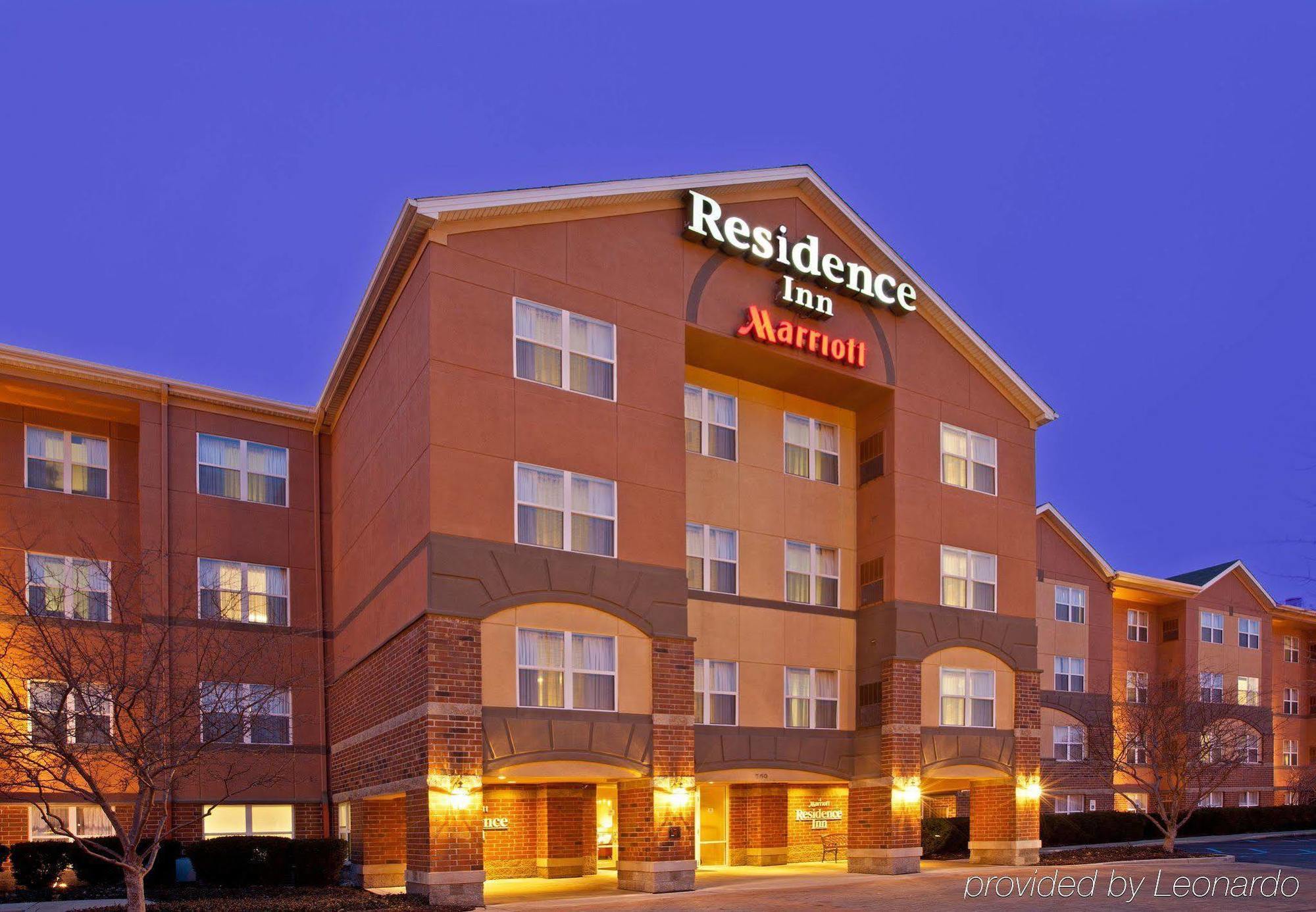 Residence Inn Indianapolis Downtown On The Canal Exterior foto